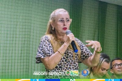 Gestão municipal empossa novos diretores escolares em Aldeias Altas