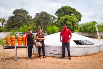 Em parceria com o Governo do Estado, Prefeitura realiza entrega de cisternas para escolas na zona rural 